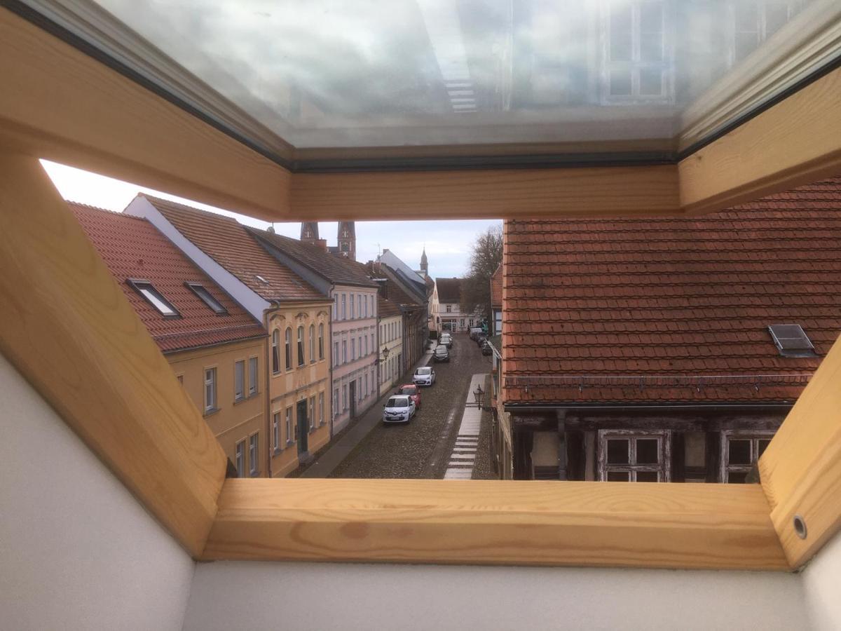 Altstadt-Ferienwohnungen Neuruppin Exterior photo